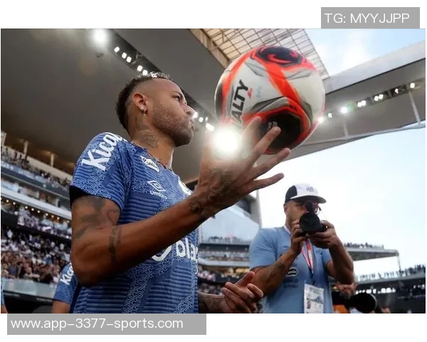 内马尔康复进展显著已恢复球场慢跑训练状态